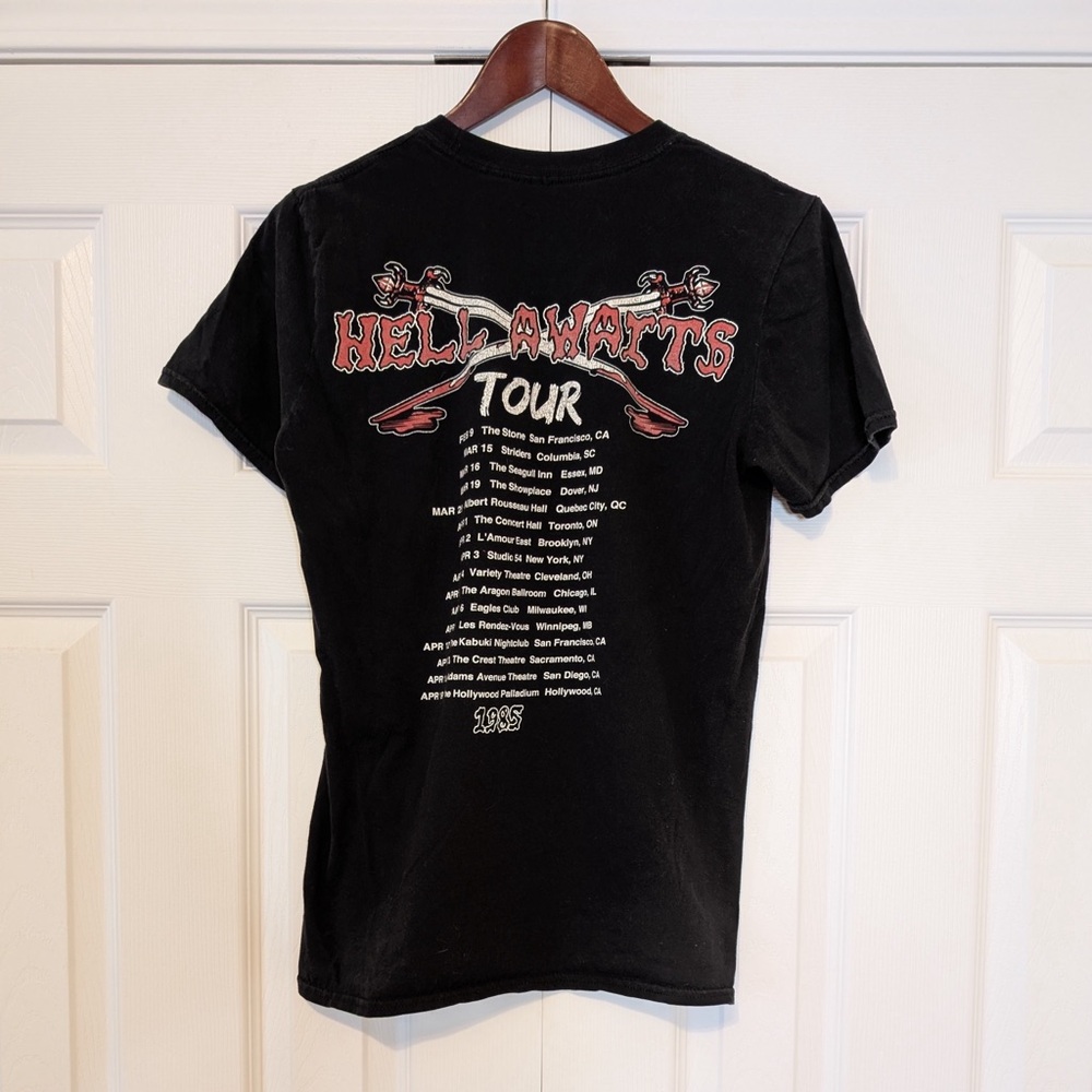100% Cotton Slayer Band Hell Awaits Men’s Tee Shirt Size Medium - Picture 2 of 9
